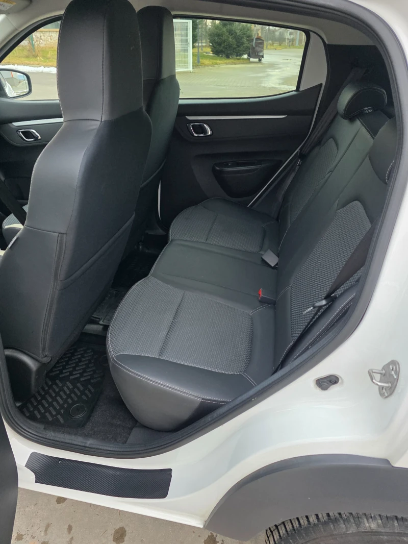 Dacia Spring, снимка 8 - Автомобили и джипове - 53238117