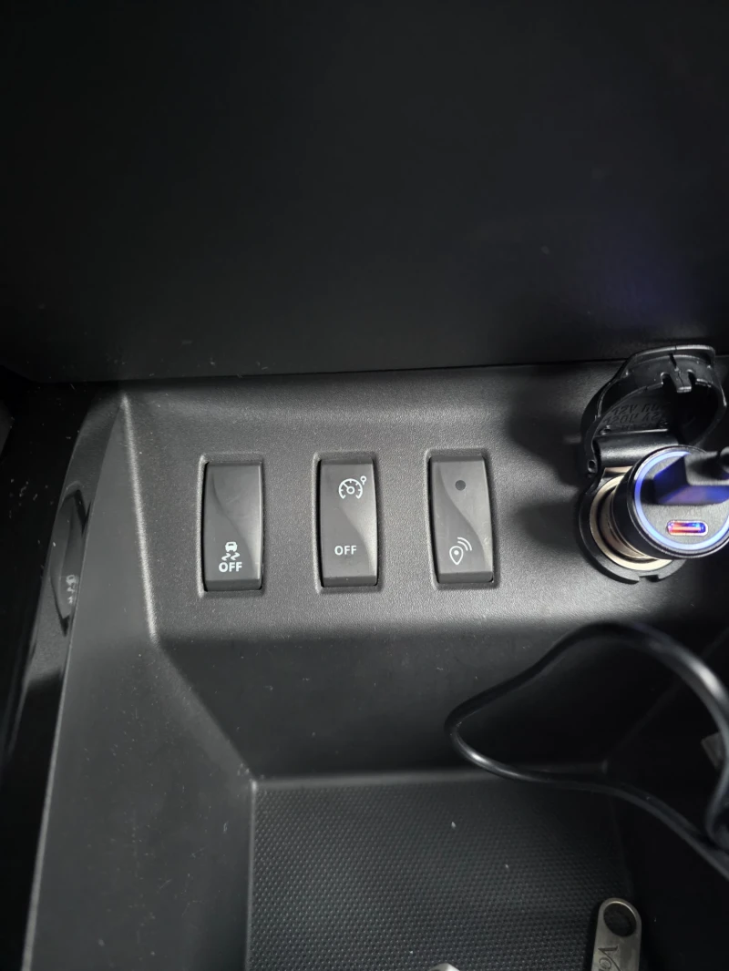 Dacia Spring, снимка 14 - Автомобили и джипове - 53238117