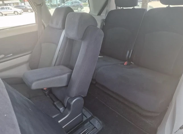 Mitsubishi Grandis Газов инжекцион , снимка 7 - Автомобили и джипове - 53773451