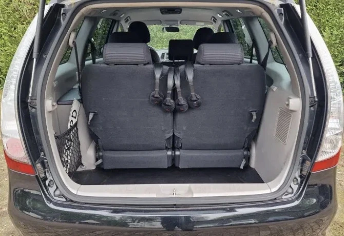 Mitsubishi Grandis Газов инжекцион , снимка 6 - Автомобили и джипове - 53773451