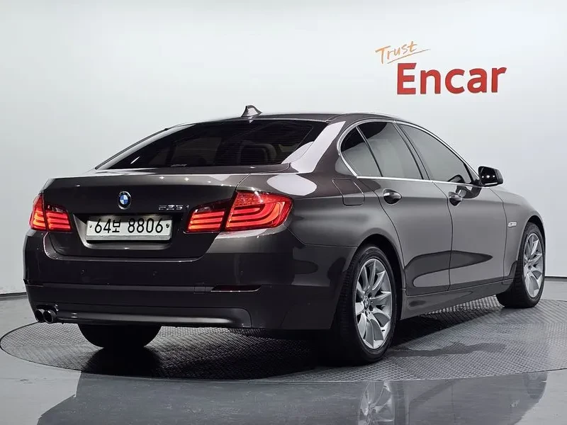 BMW 520, снимка 2 - Автомобили и джипове - 54592013