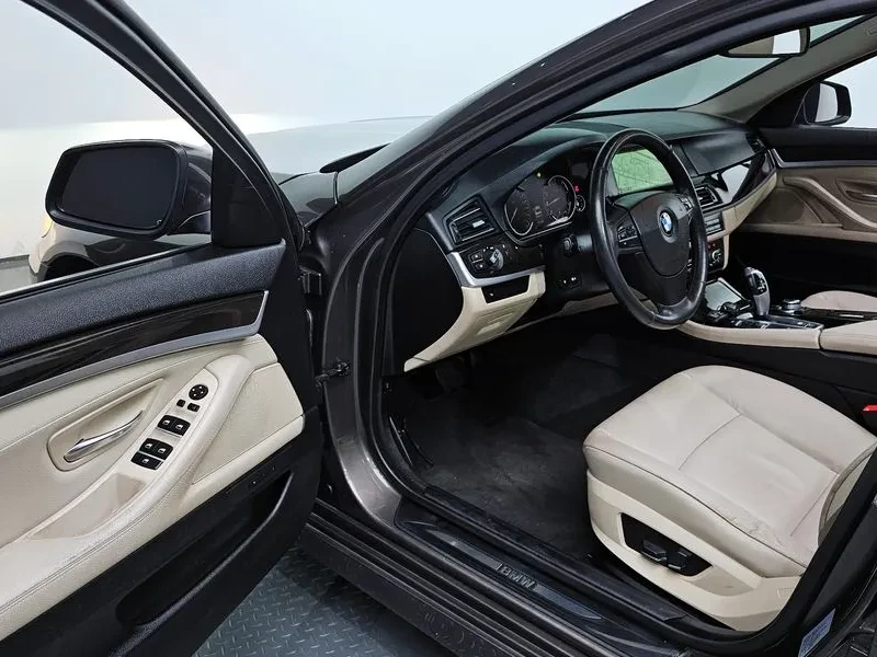 BMW 520, снимка 11 - Автомобили и джипове - 54592013