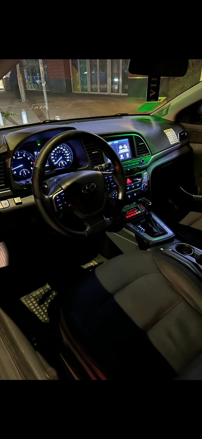 Hyundai Elantra 2.0 газ  - изображение 8