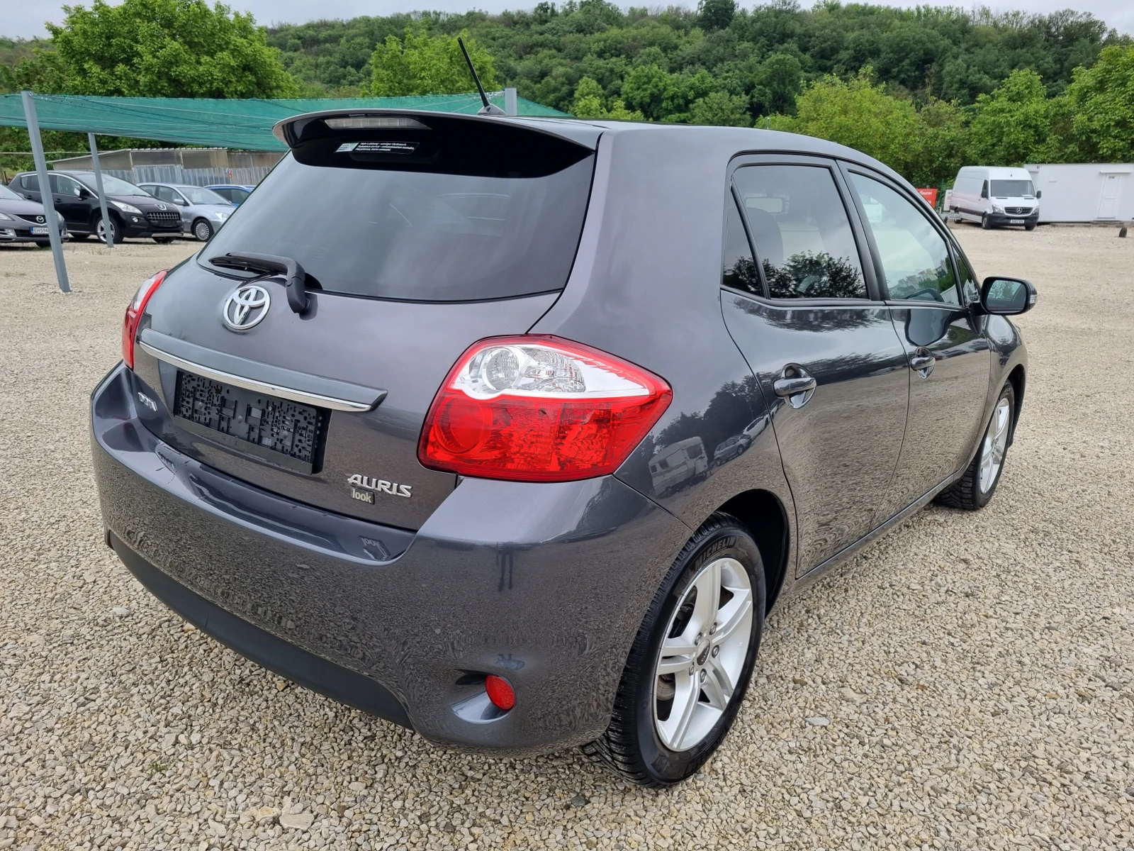 Toyota Auris 1.8 147k.c Facelift Швейцария - изображение 4