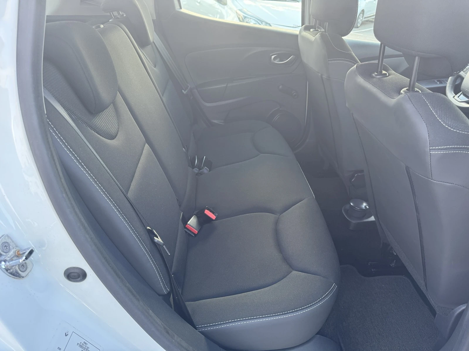 Renault Clio 1.5DCI - изображение 10