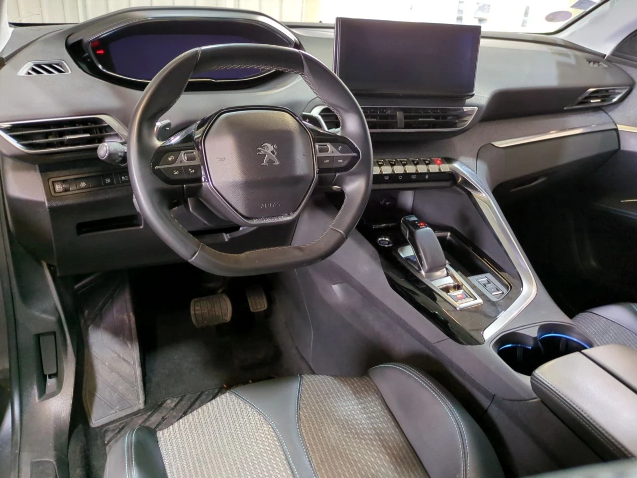 Peugeot 3008 3008 HYBRID 225 E-EAT8 ALLURE PACK | Mobile.bg � ����������� 12