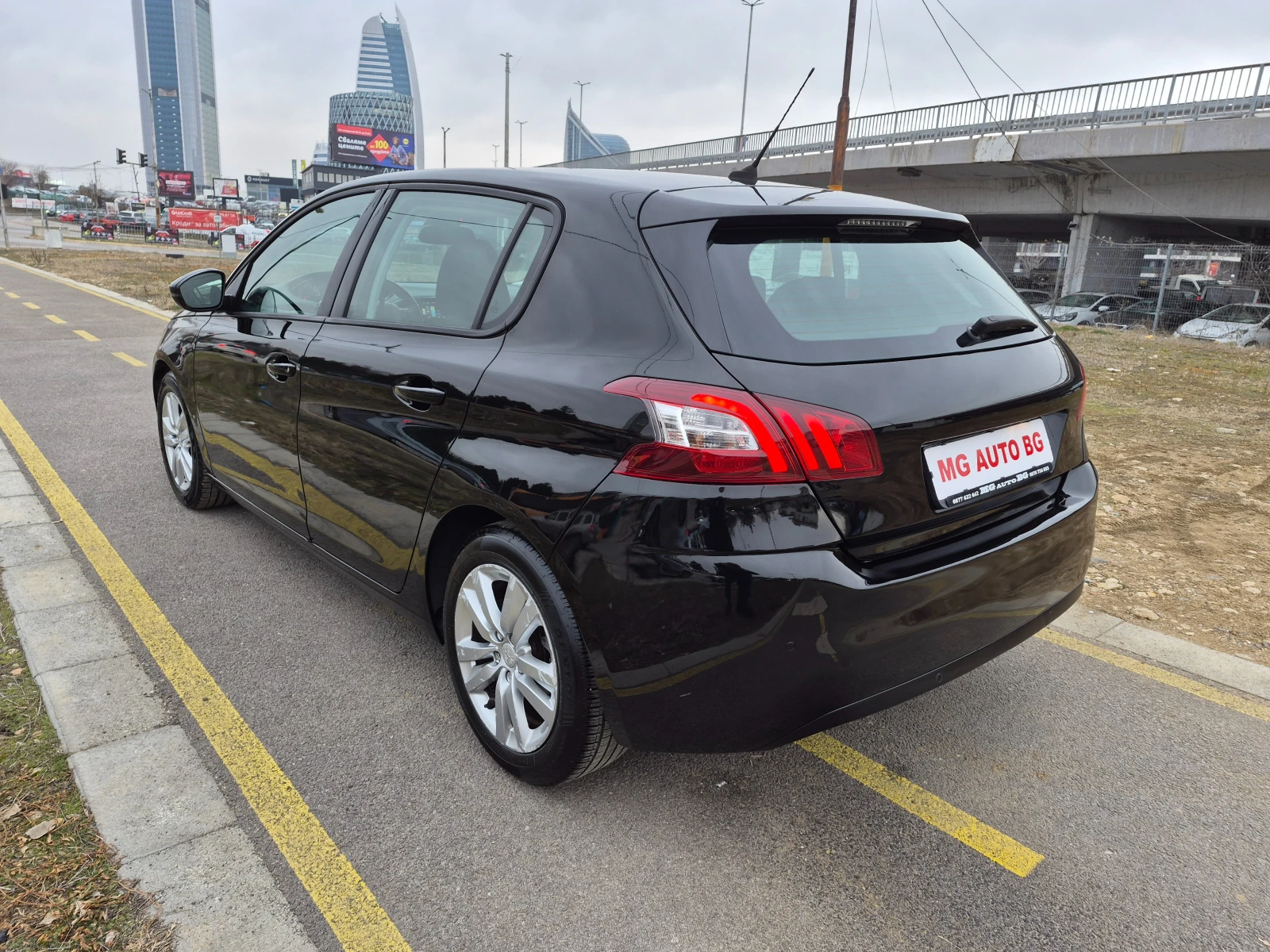 Peugeot 308 1.6 E-HDI - изображение 6