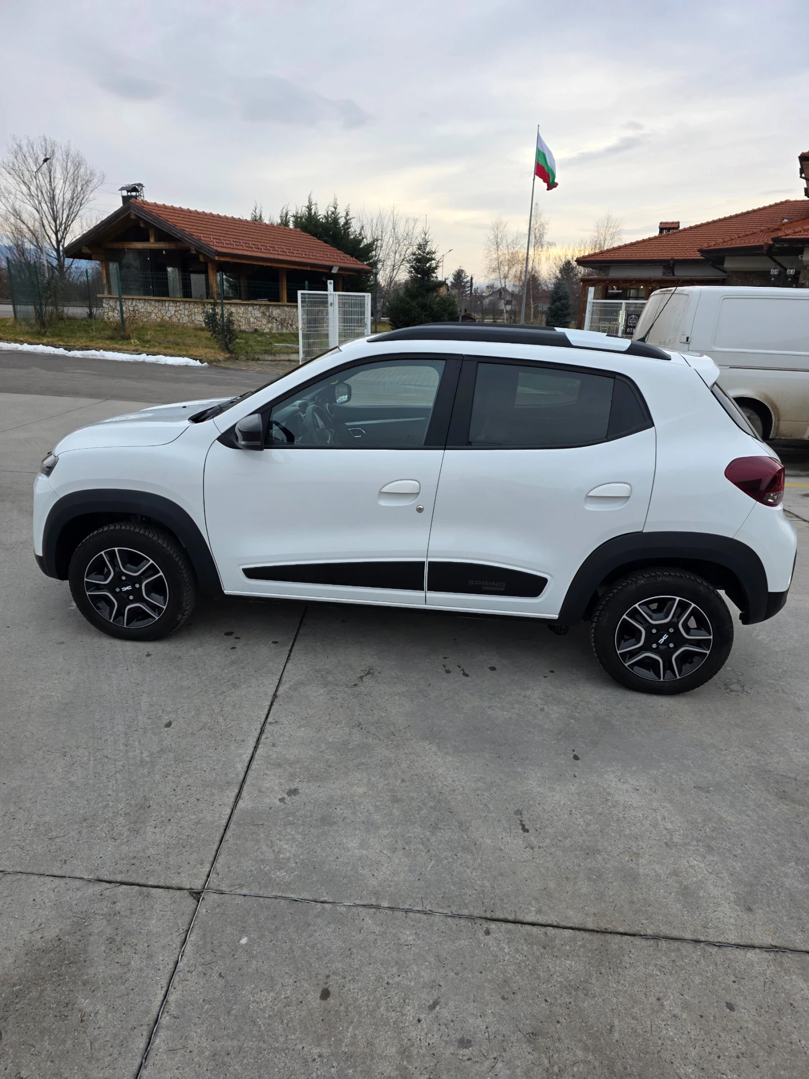 Dacia Spring  - изображение 5