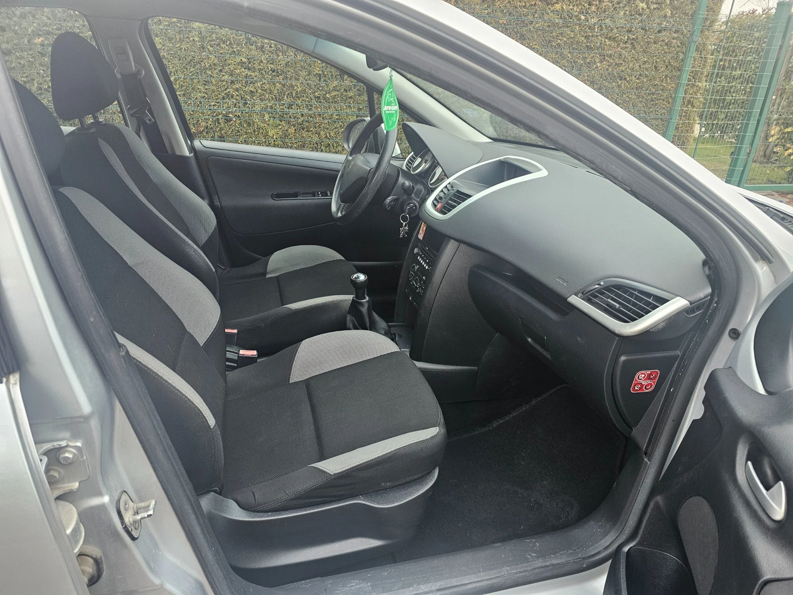 Peugeot 207 1.4-��� ���- ������� | Mobile.bg � ����������� 15