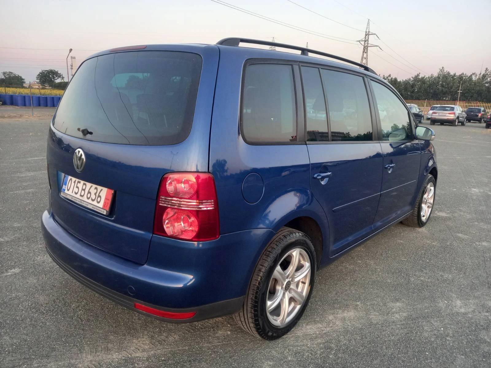 VW Touran 1.9 7 Местен  - изображение 5