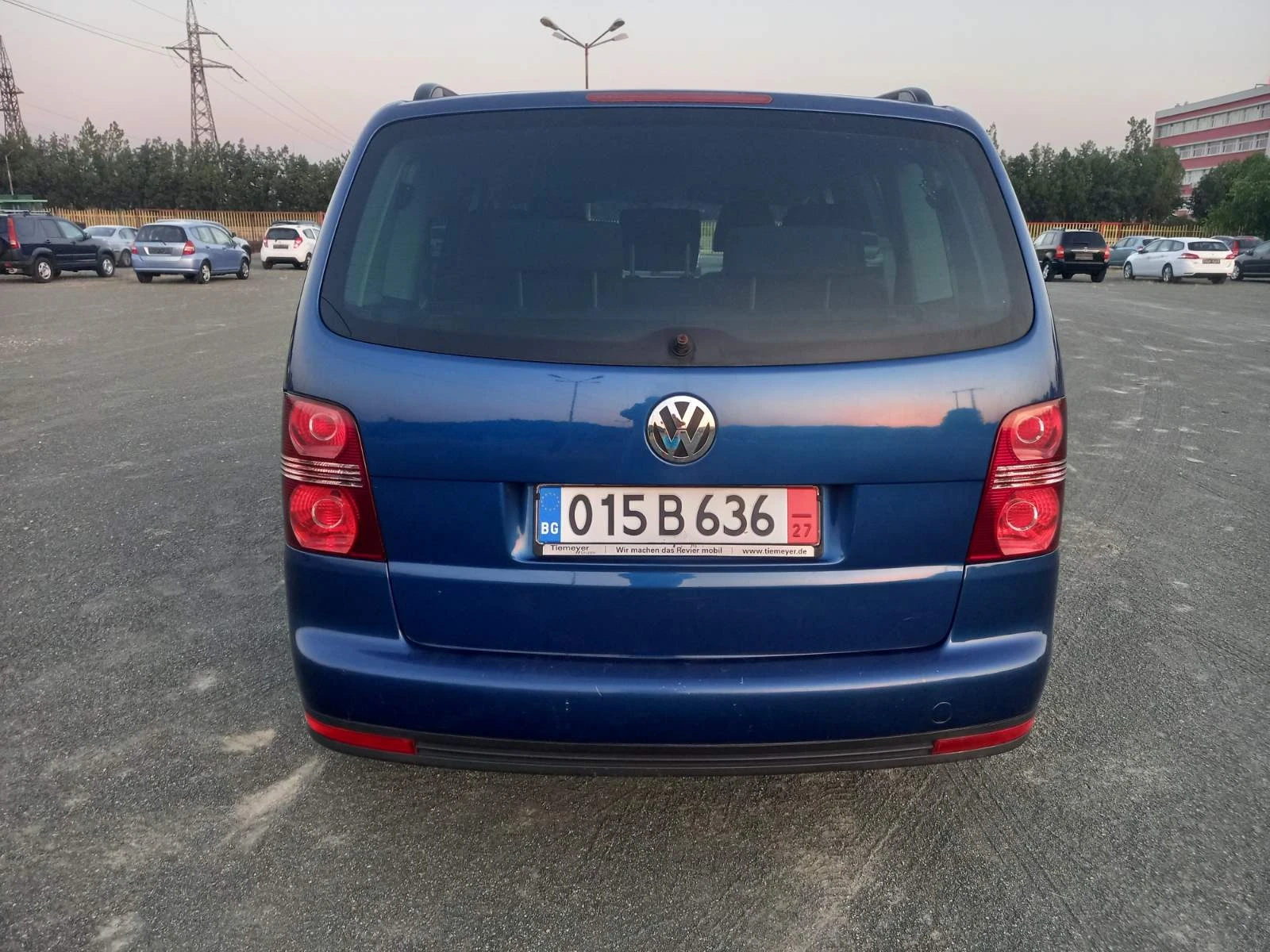 VW Touran 1.9 7 Местен  - изображение 4