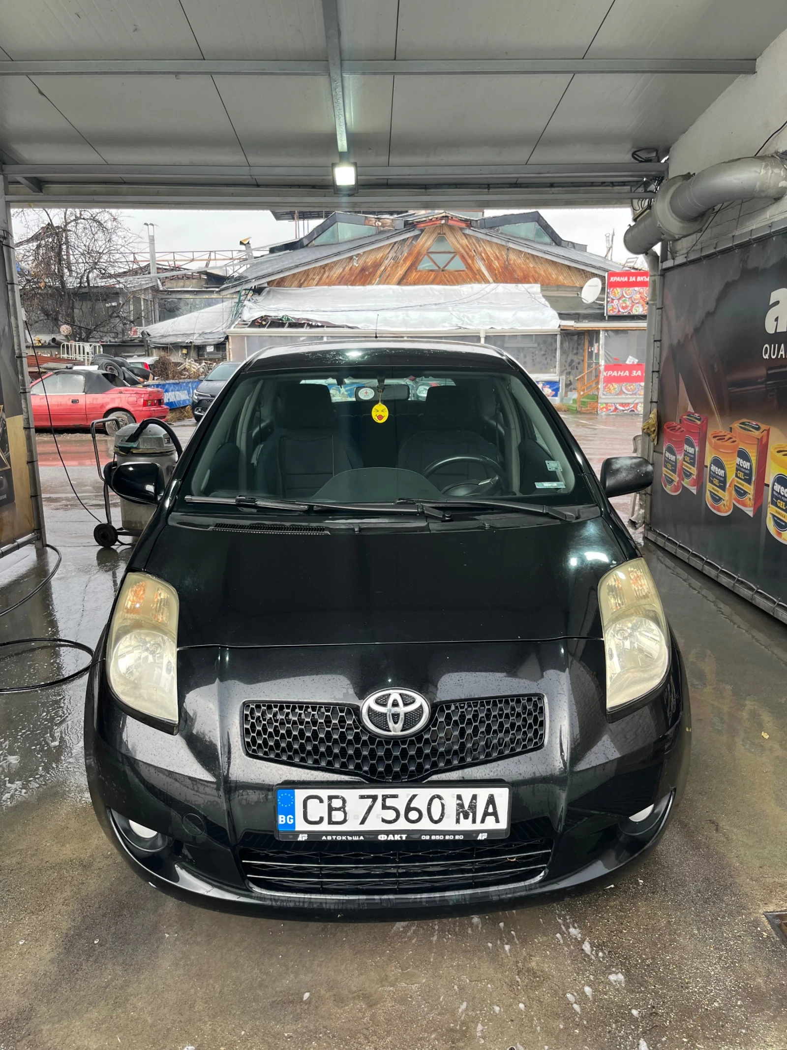 Toyota Yaris, снимка 2 - Автомобили и джипове - 53715527