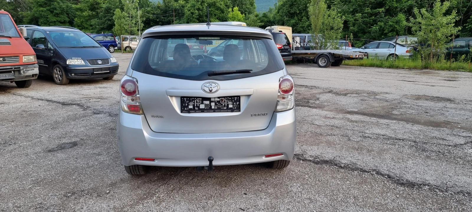 Toyota Verso 2.0 D-4D, снимка 6 - Автомобили и джипове - 54013001