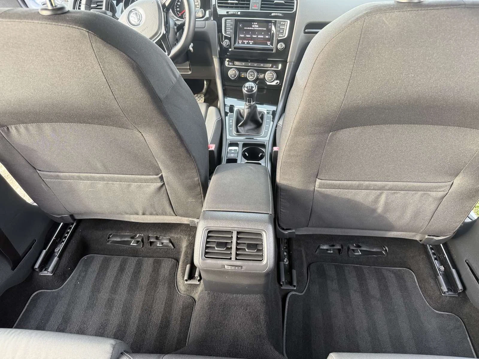 VW Golf VI TDI, снимка 11 - Автомобили и джипове - 54098322