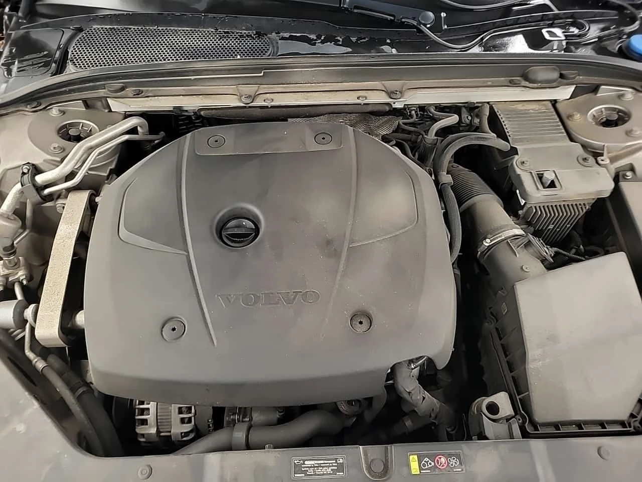 Volvo S60 * MOMENTUM * CARFAX * ���� �� �� | Mobile.bg � ����������� 17