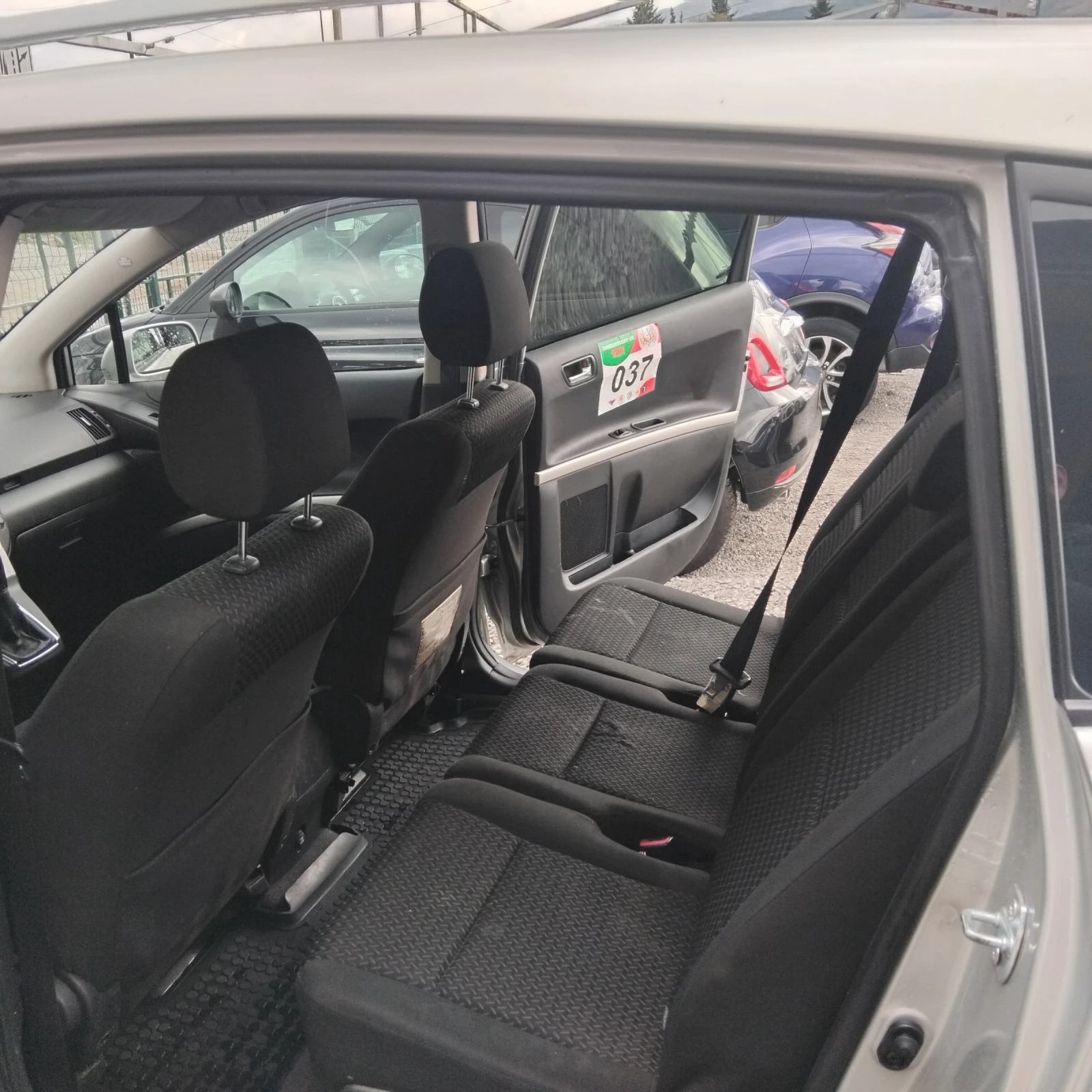 Toyota Corolla verso 2.2D-4D/Facelift | Mobile.bg � ����������� 11