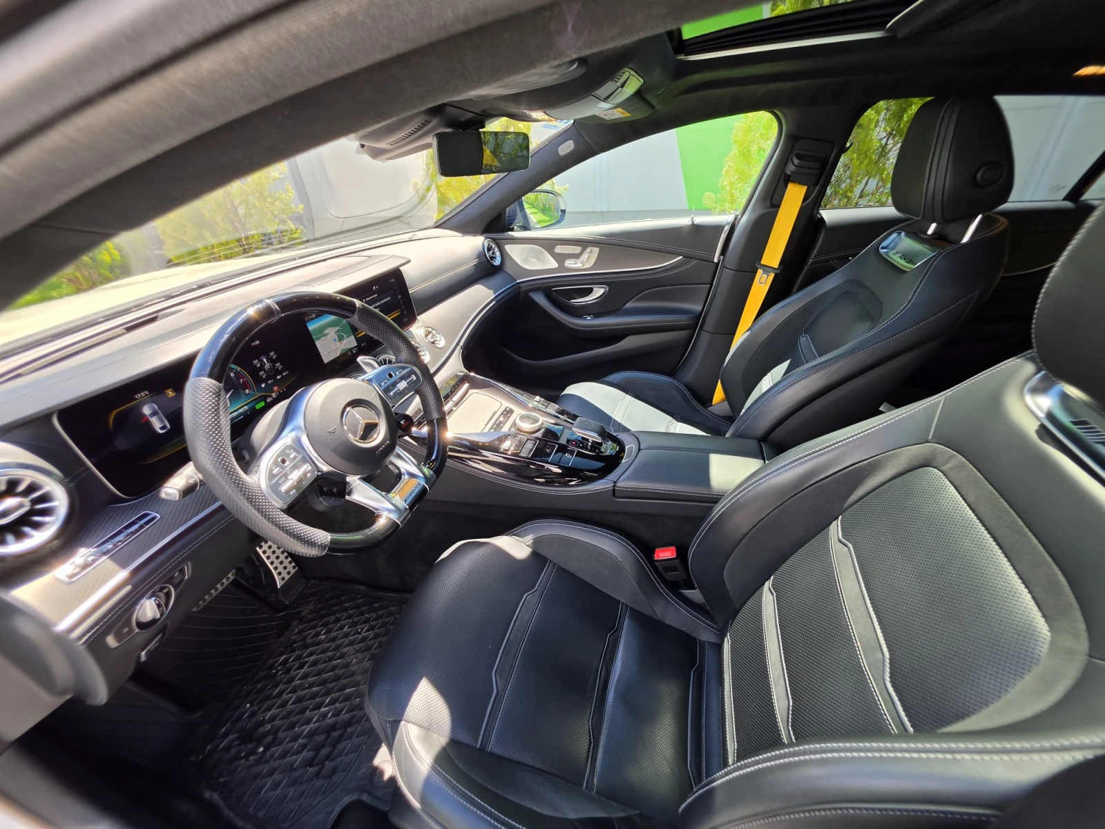 Mercedes-Benz AMG GT 53 4MATIC+ Dynamic Plus Carbon, снимка 8 - Автомобили и джипове - 54572448