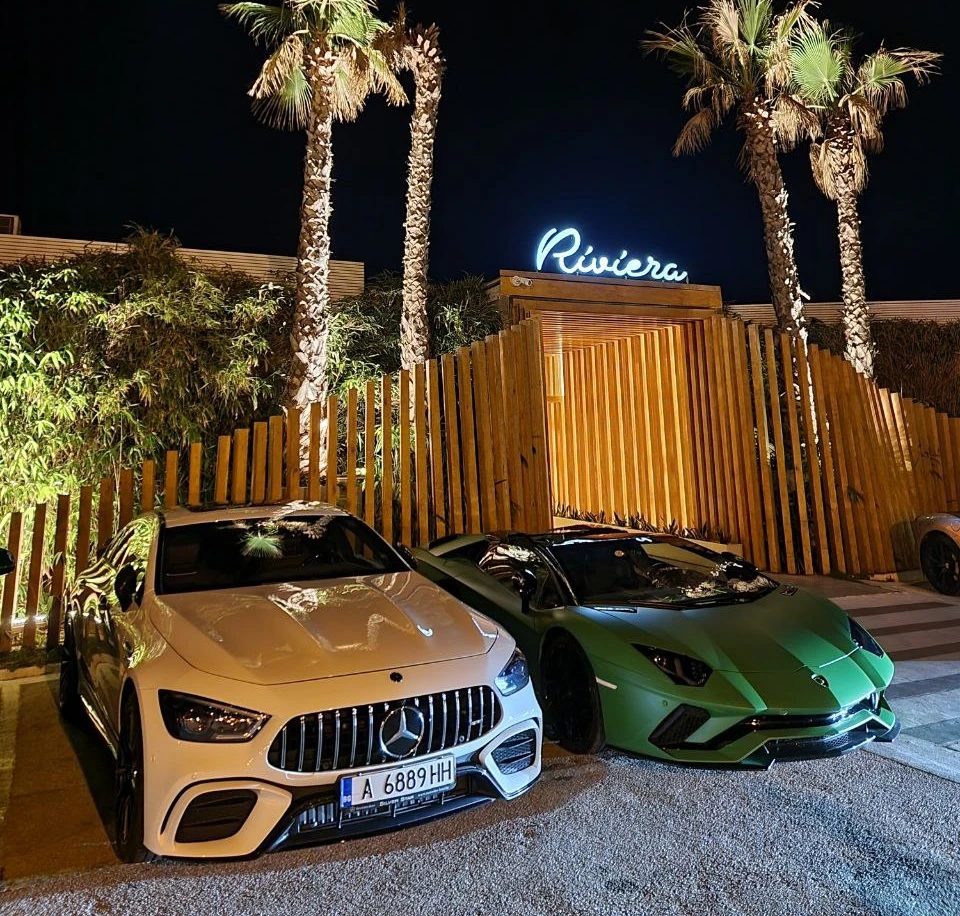 Mercedes-Benz AMG GT 53 4MATIC+ Dynamic Plus Carbon, снимка 15 - Автомобили и джипове - 54572448