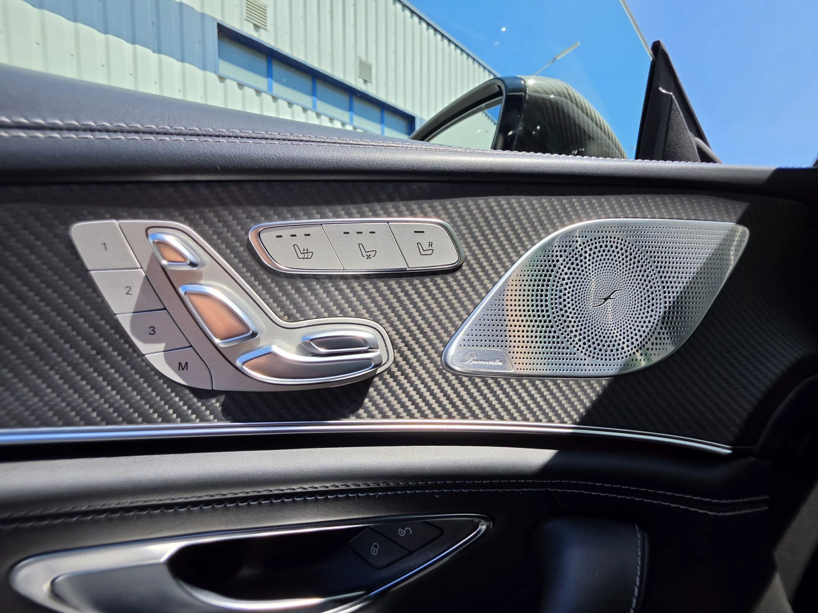 Mercedes-Benz AMG GT 53 4MATIC+ Dynamic Plus Carbon, снимка 10 - Автомобили и джипове - 54572448