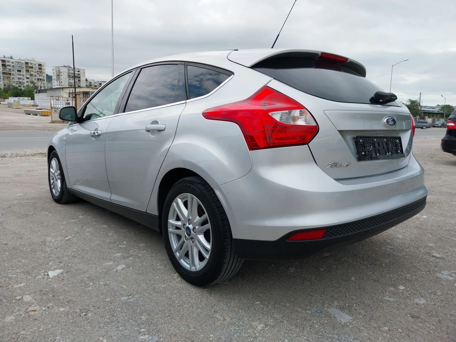 Ford Focus 1.6 TDCI, снимка 6 - Автомобили и джипове - 54625728