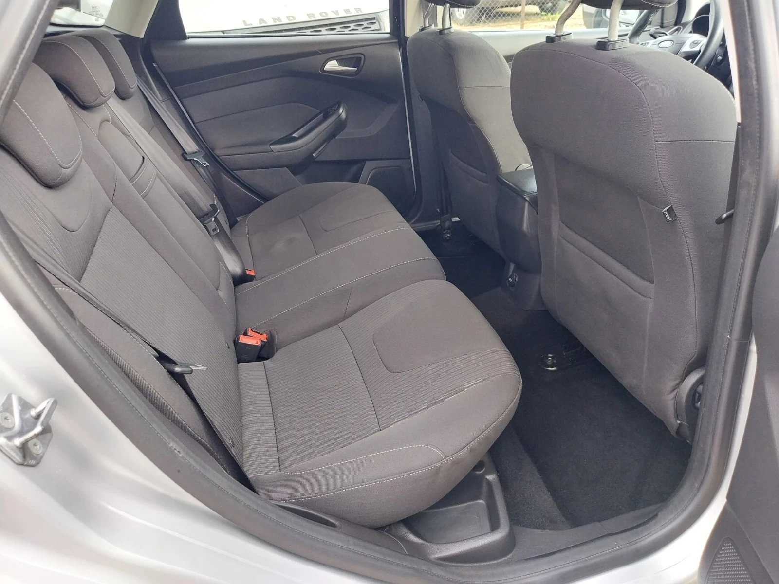 Ford Focus 1.6 TDCI, снимка 11 - Автомобили и джипове - 54625728
