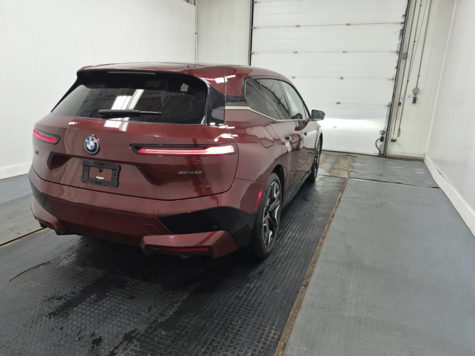 BMW iX 2022 BMW iX xDrive50, снимка 4 - Автомобили и джипове - 55231813