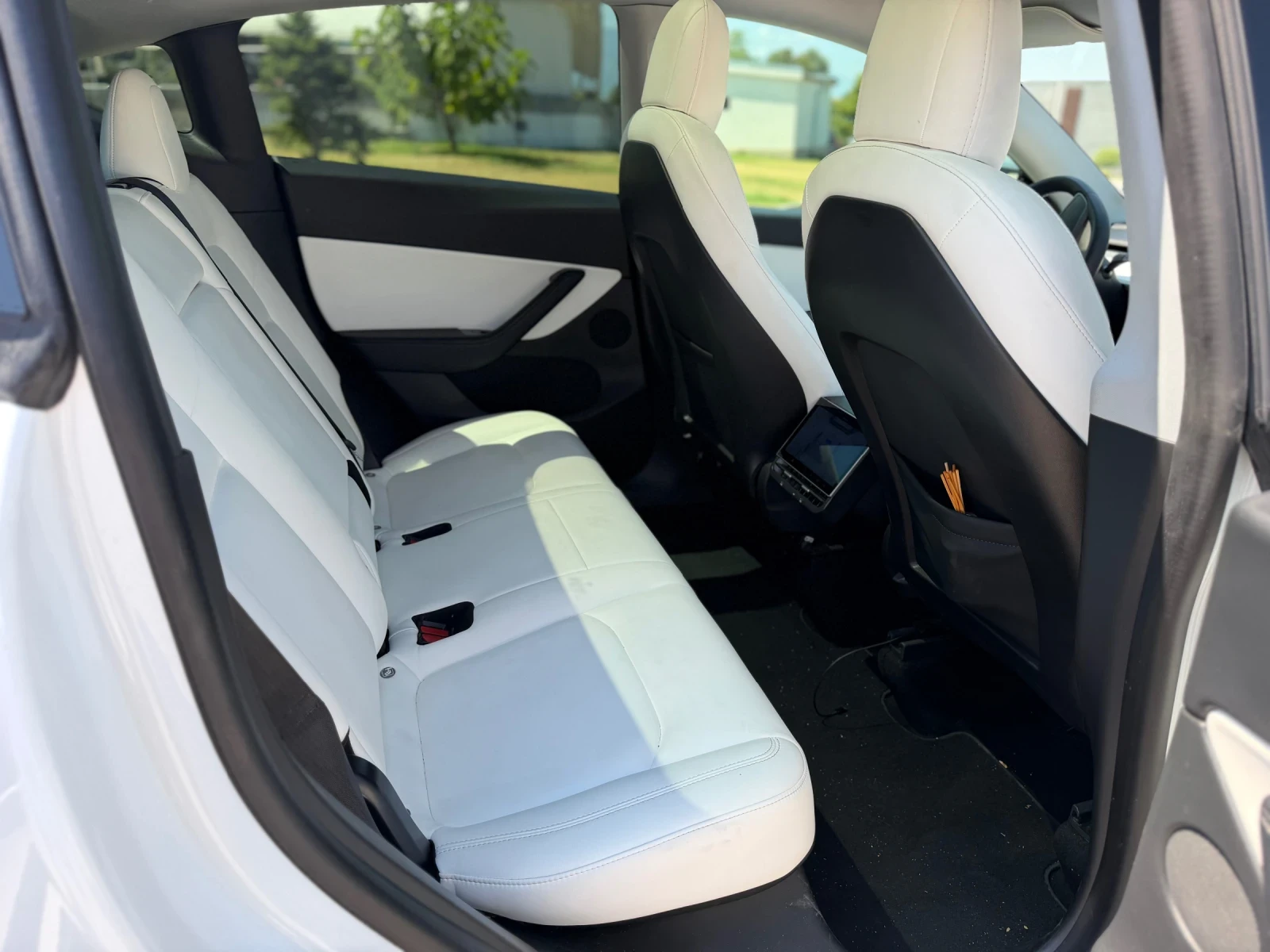 Tesla Model Y Long Range 4x4, снимка 3 - Автомобили и джипове - 55650668