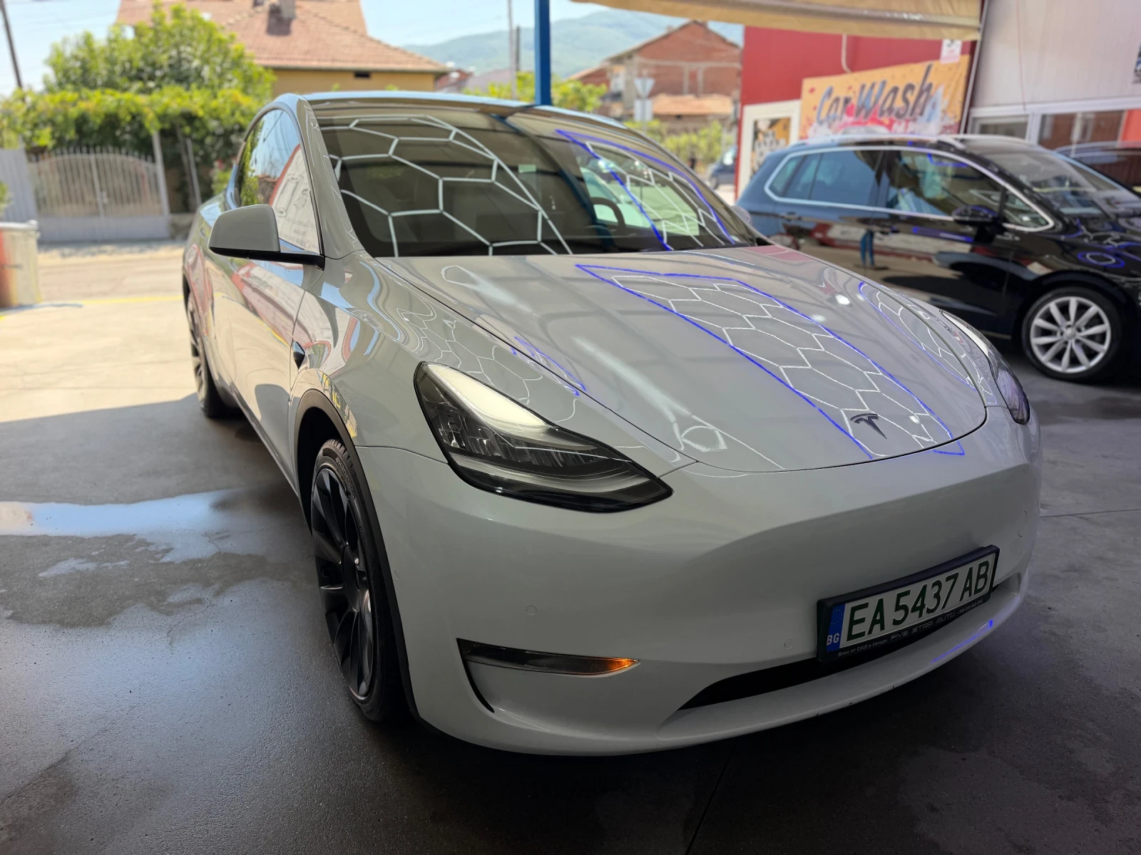 Tesla Model Y Long Range 4x4, снимка 6 - Автомобили и джипове - 55650668