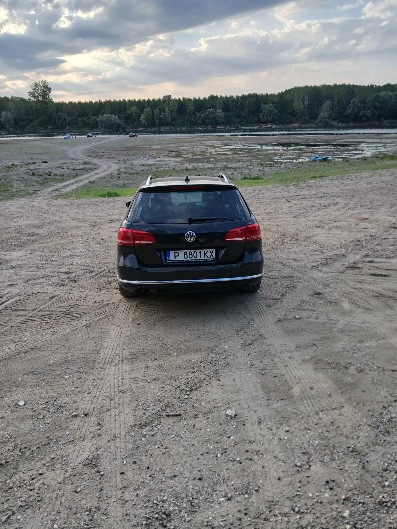 VW Passat, снимка 6 - Автомобили и джипове - 55657160