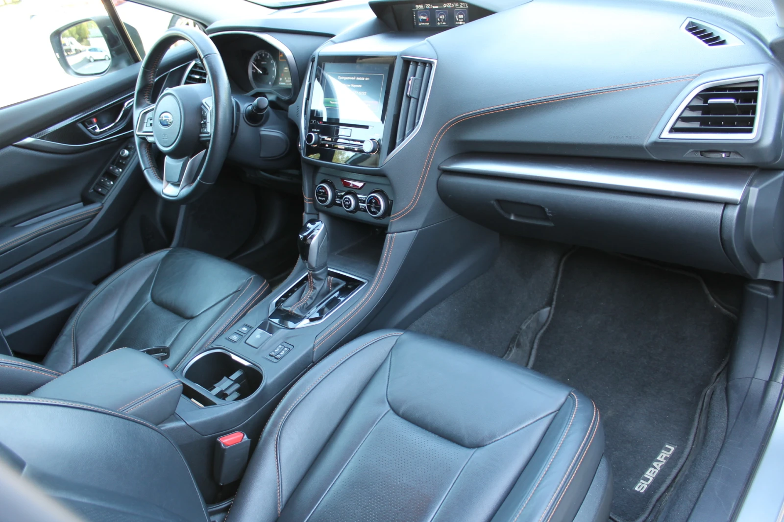 Subaru XV 2.0 Luxury, снимка 8 - Автомобили и джипове - 55986284