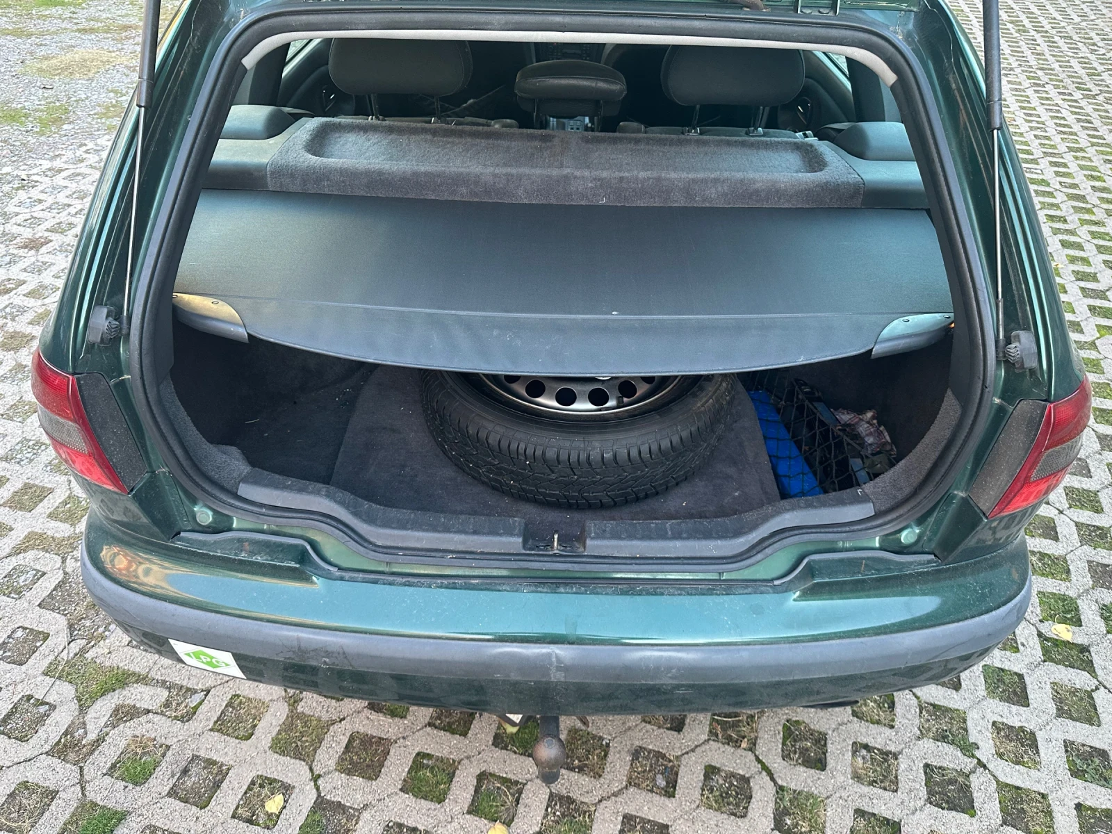 Volvo V40 2.0 TURBO, снимка 10 - Автомобили и джипове - 55990478