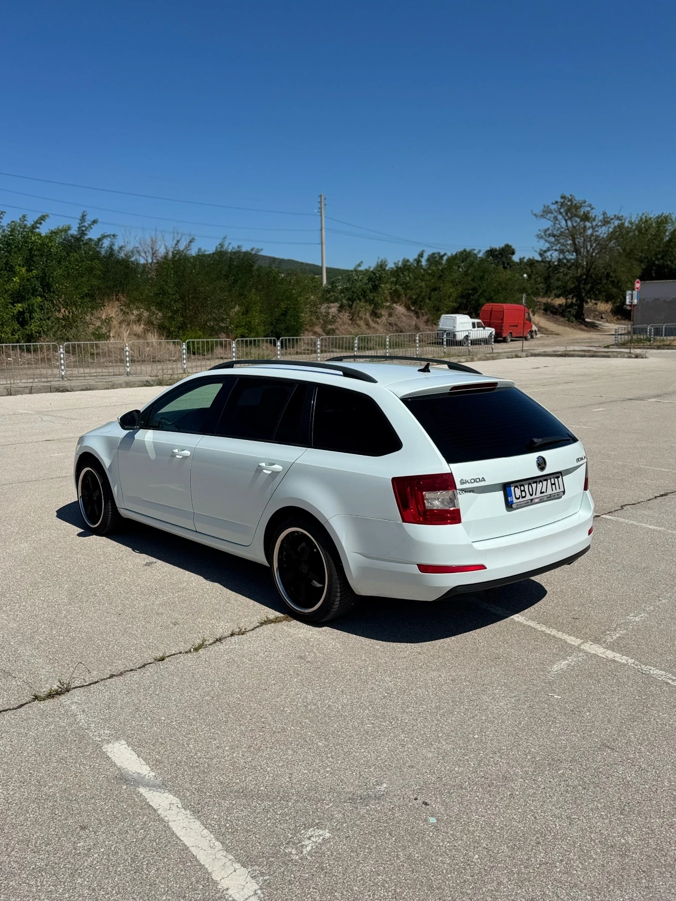 Skoda Octavia, снимка 3 - Автомобили и джипове - 56088092