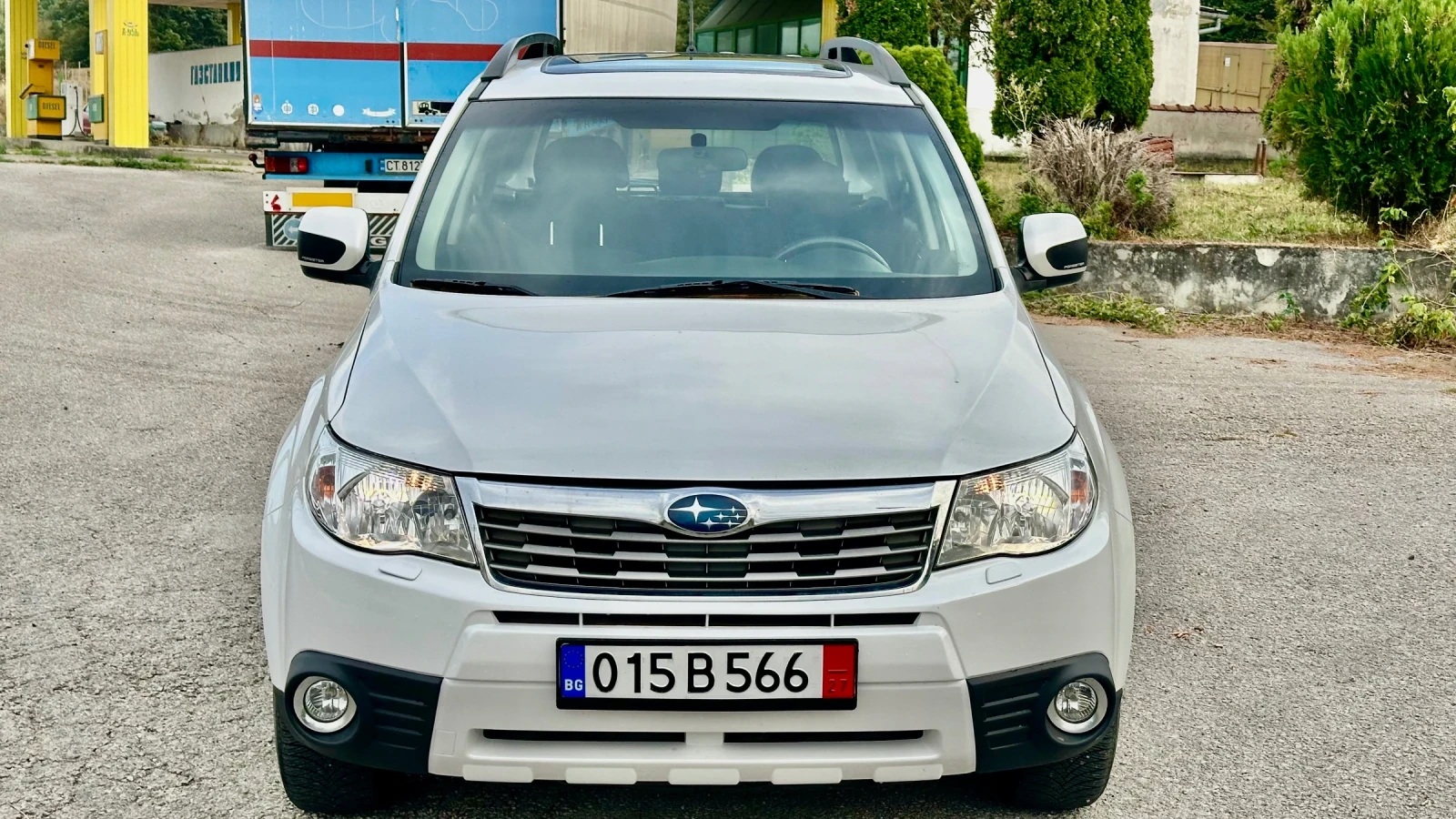 Subaru Forester 2.0 i 4x4 ГАЗ ИТАЛИЯ !!!, снимка 2 - Автомобили и джипове - 56166638