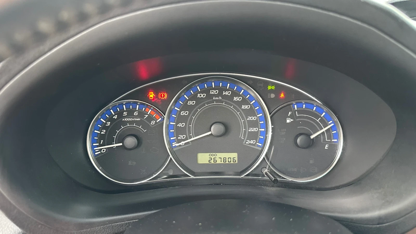 Subaru Forester 2.0 i 4x4 ГАЗ ИТАЛИЯ !!!, снимка 16 - Автомобили и джипове - 56166638