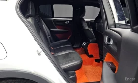 Volvo XC40 * T4* R-DESIGN* КОЖА* ПОДГРЕВ* TOP* , снимка 12