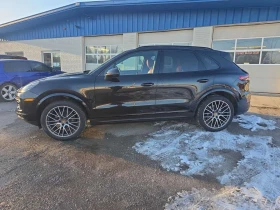 Porsche Cayenne AWD  CARFAX - 30500 € / 59652.82 лв. - 70611447 2