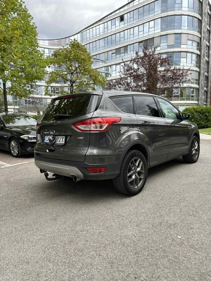 Ford Kuga Titanium, снимка 4 - Автомобили и джипове - 48108941