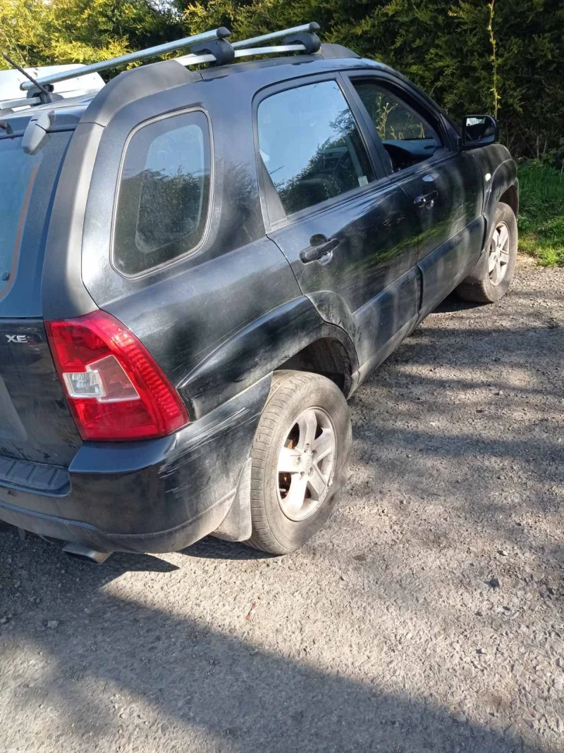 Kia Sportage 2.0i 141kc, снимка 3 - Автомобили и джипове - 50331794