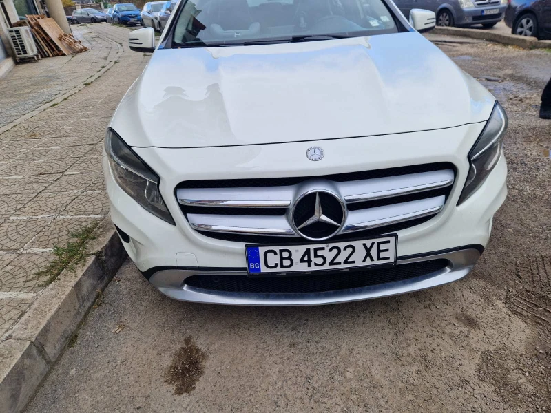 Mercedes-Benz GLA 200, снимка 2 - Автомобили и джипове - 52599107