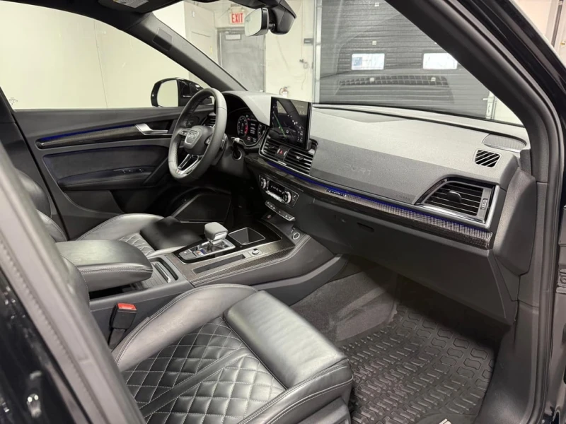 Audi SQ5 * Technik * CARFAX * БЕЗ ПЪРВОНАЧАЛНА ВНОСКА, снимка 14 - Автомобили и джипове - 53034875