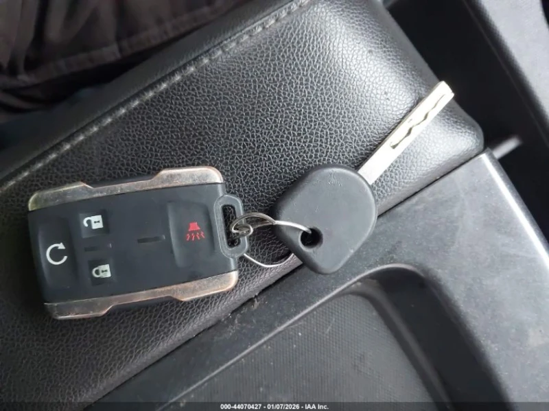 Gmc Sierra 5.3l 1500, снимка 11 - Автомобили и джипове - 53517867