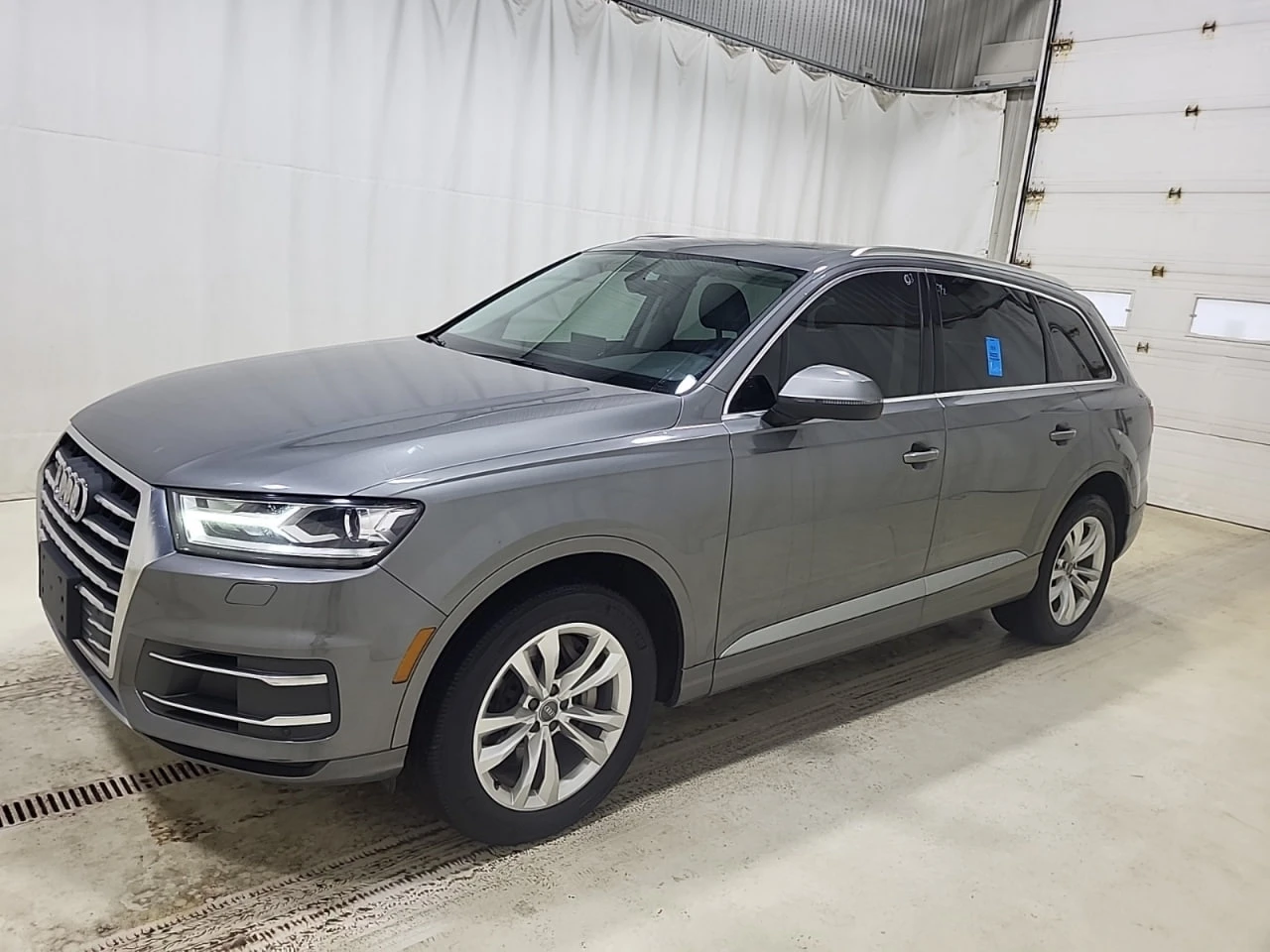 Audi Q7 * CARFAX * АВТО КРЕДИТ * ЦЕНА ДО БГ! - изображение 3