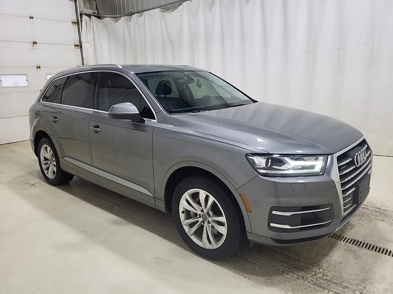 Audi Q7 * CARFAX * АВТО КРЕДИТ * ЦЕНА ДО БГ! - изображение 2