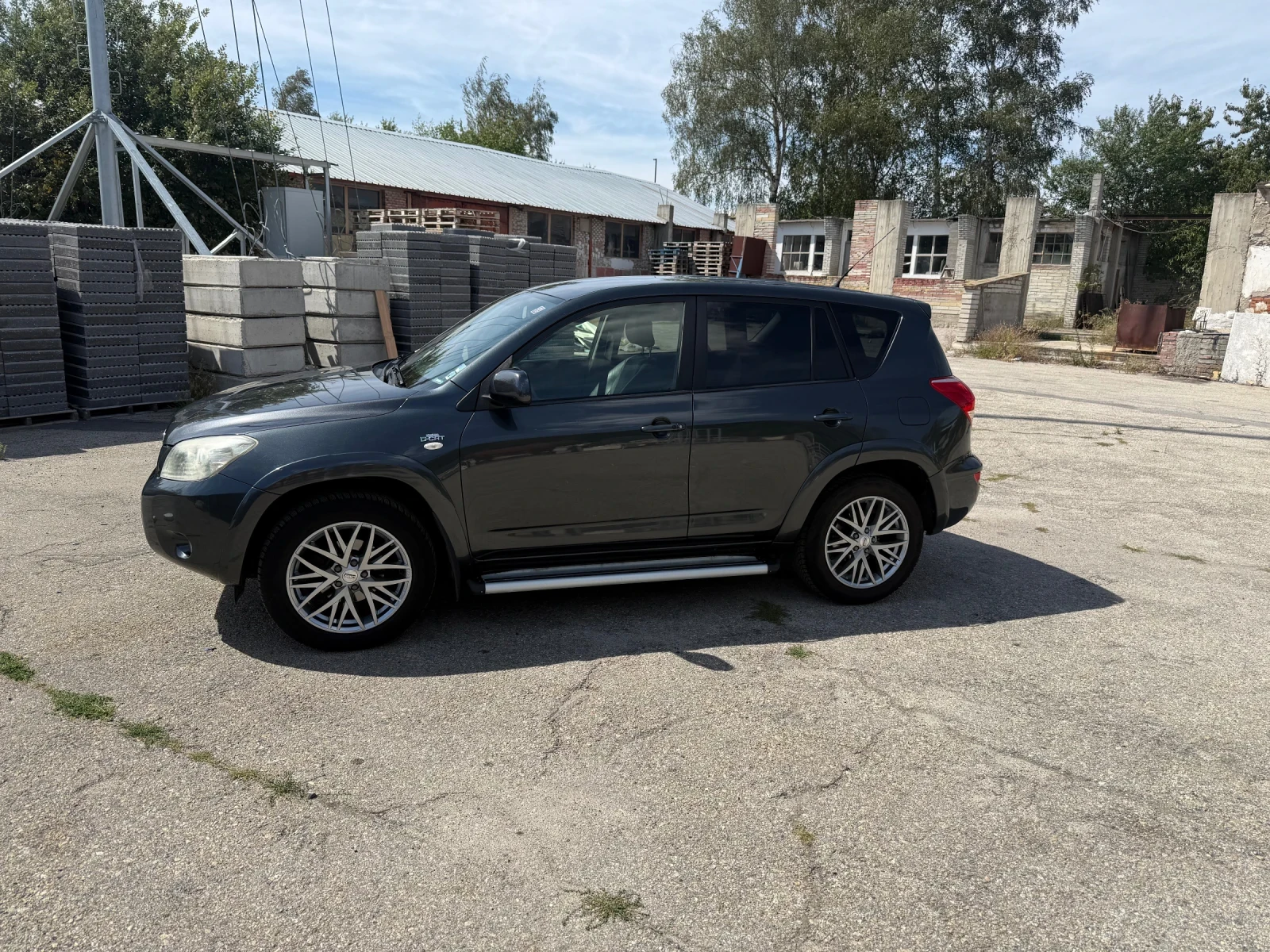 Toyota Rav4 2.2 dcat - изображение 4
