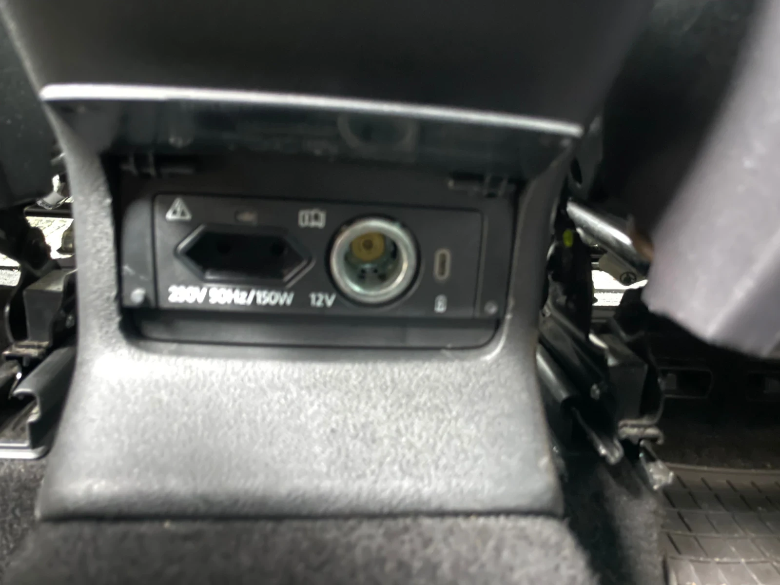 Skoda Karoq 2.0 TSI Sportline 4x4 190кс., снимка 14 - Автомобили и джипове - 54154688