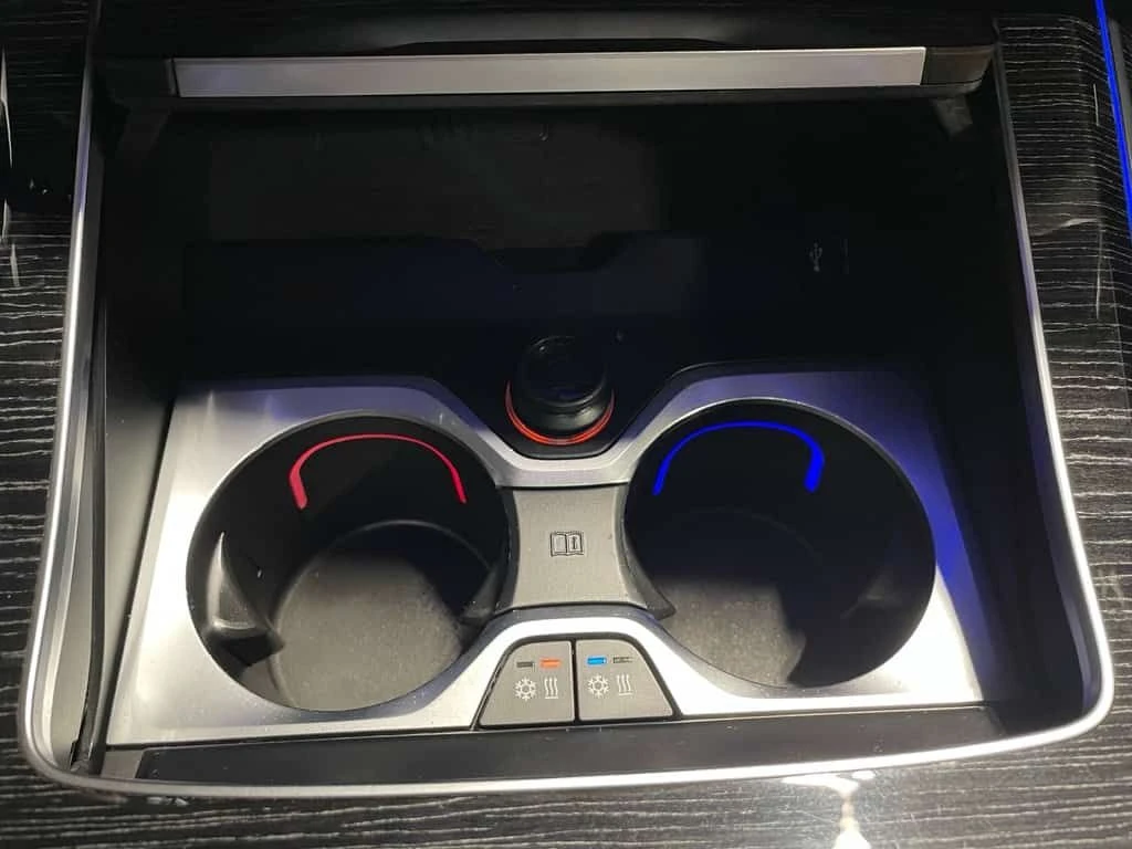 BMW X7 M SPORT XDrive40i/HARMAN/KARDON/ПАНОРАМА/ОБДУХВАНЕ, снимка 16 - Автомобили и джипове - 54204582