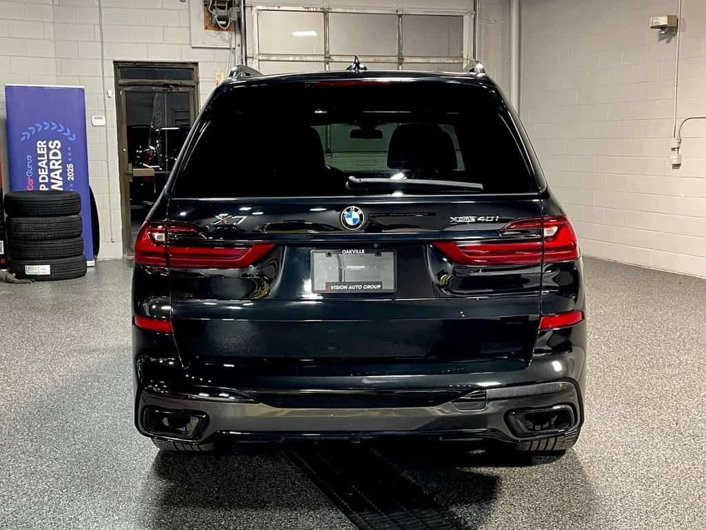BMW X7 M SPORT XDrive40i/HARMAN/KARDON/ПАНОРАМА/ОБДУХВАНЕ, снимка 3 - Автомобили и джипове - 54204582