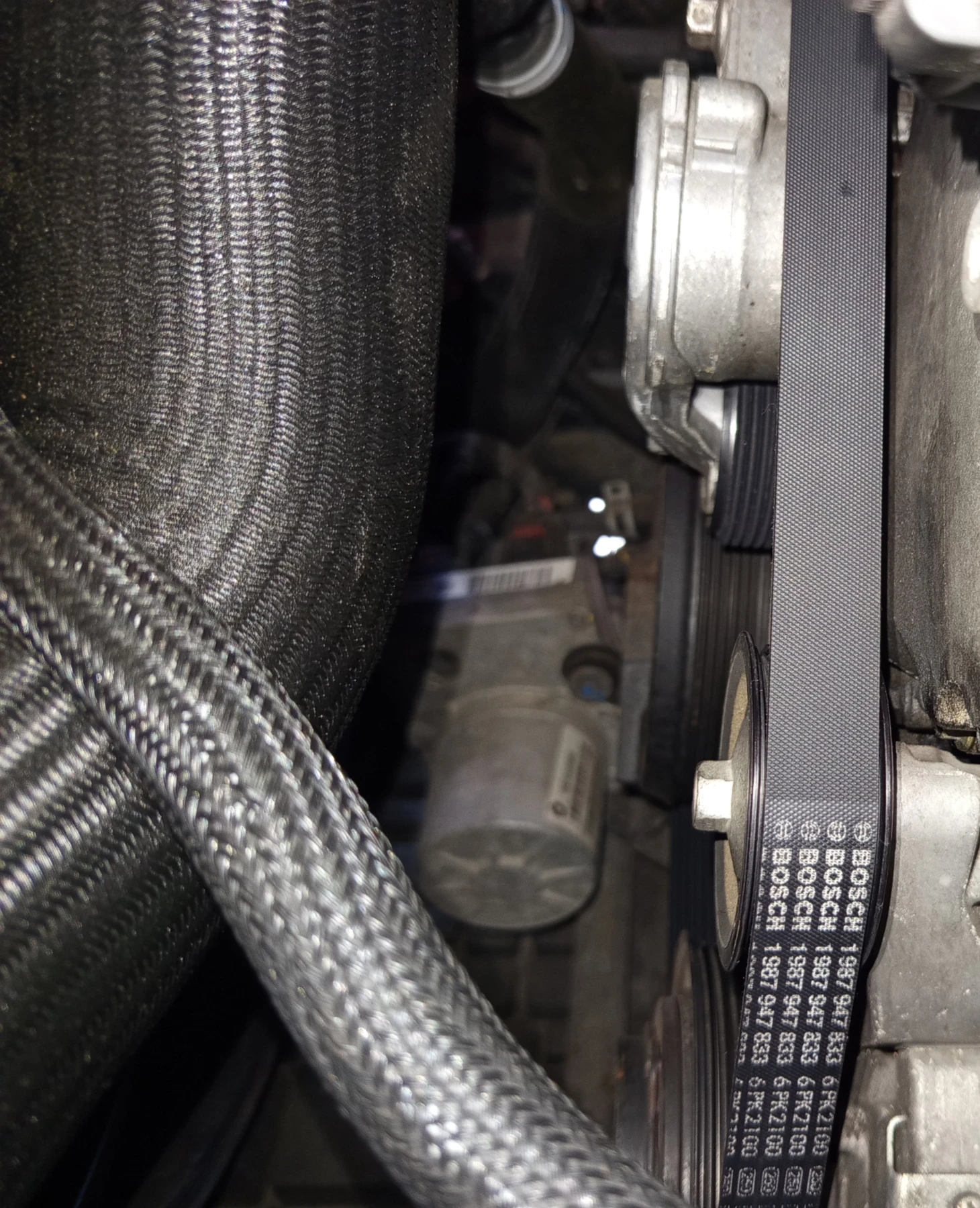 Jeep Cherokee LIMITED OVERLAND 4X4 CRD, снимка 14 - Автомобили и джипове - 54358512