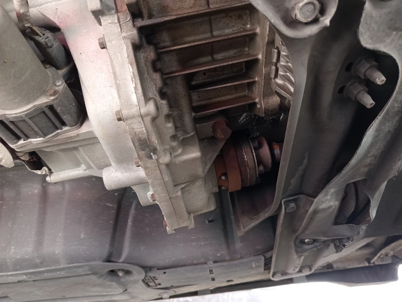 Jeep Cherokee LIMITED OVERLAND 4X4 CRD, снимка 16 - Автомобили и джипове - 54358512