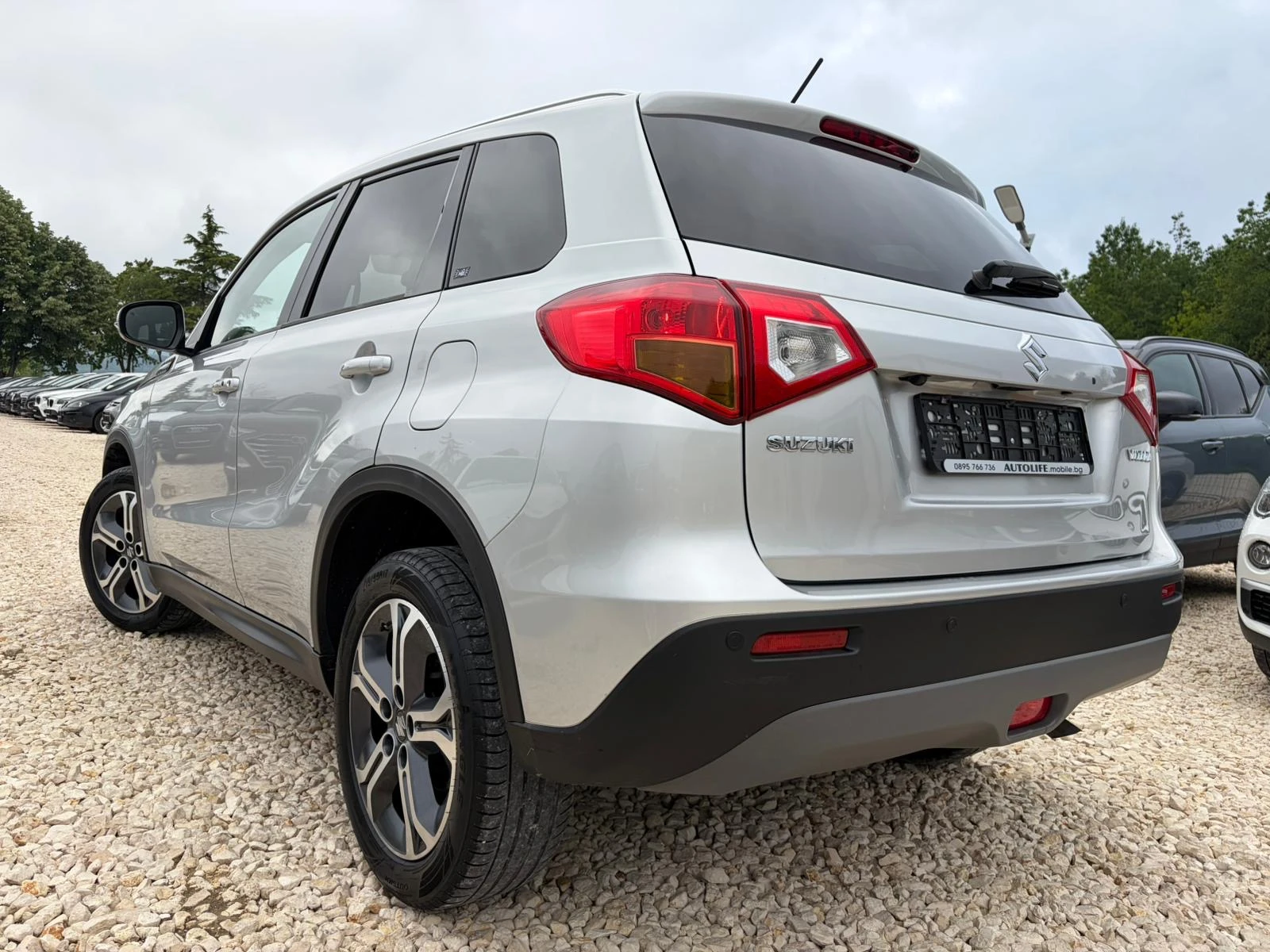 Suzuki Vitara 1.6DDIS CAMERA KEY LESS GO NAVI PODGREV KOJA, снимка 2 - Автомобили и джипове - 54746483